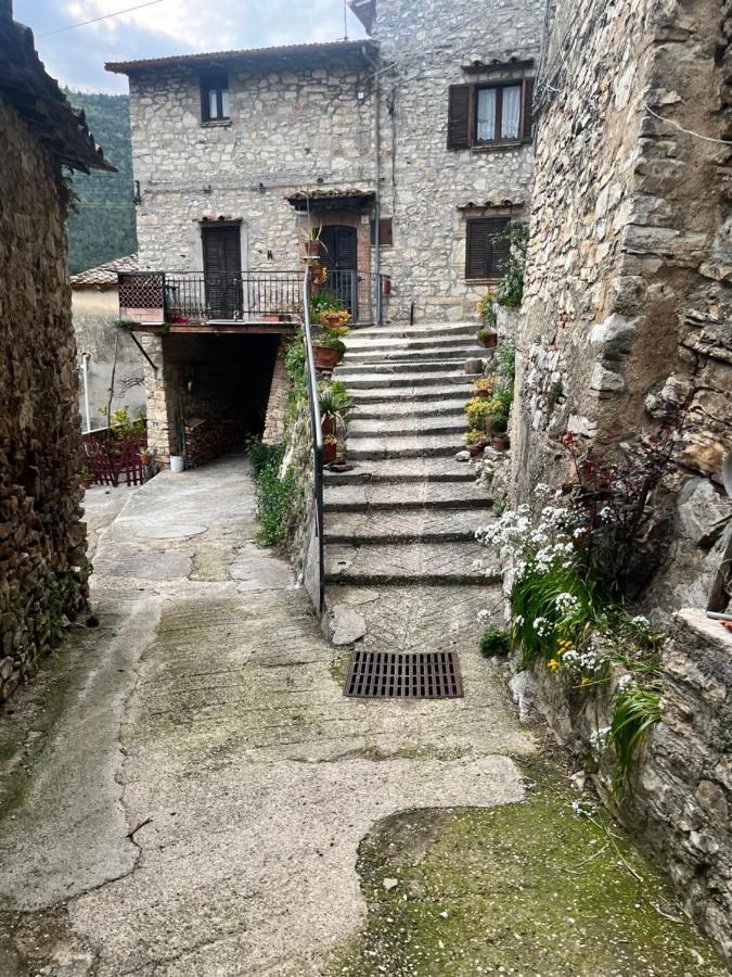 Appartamento A Valle San Martino Di ספולטו מראה חיצוני תמונה